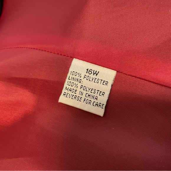 Travis Ayer Woman's 2 Piece Black Suit Size 16W Blazer Jacket Skirt Work Church - Picture 12 of 12